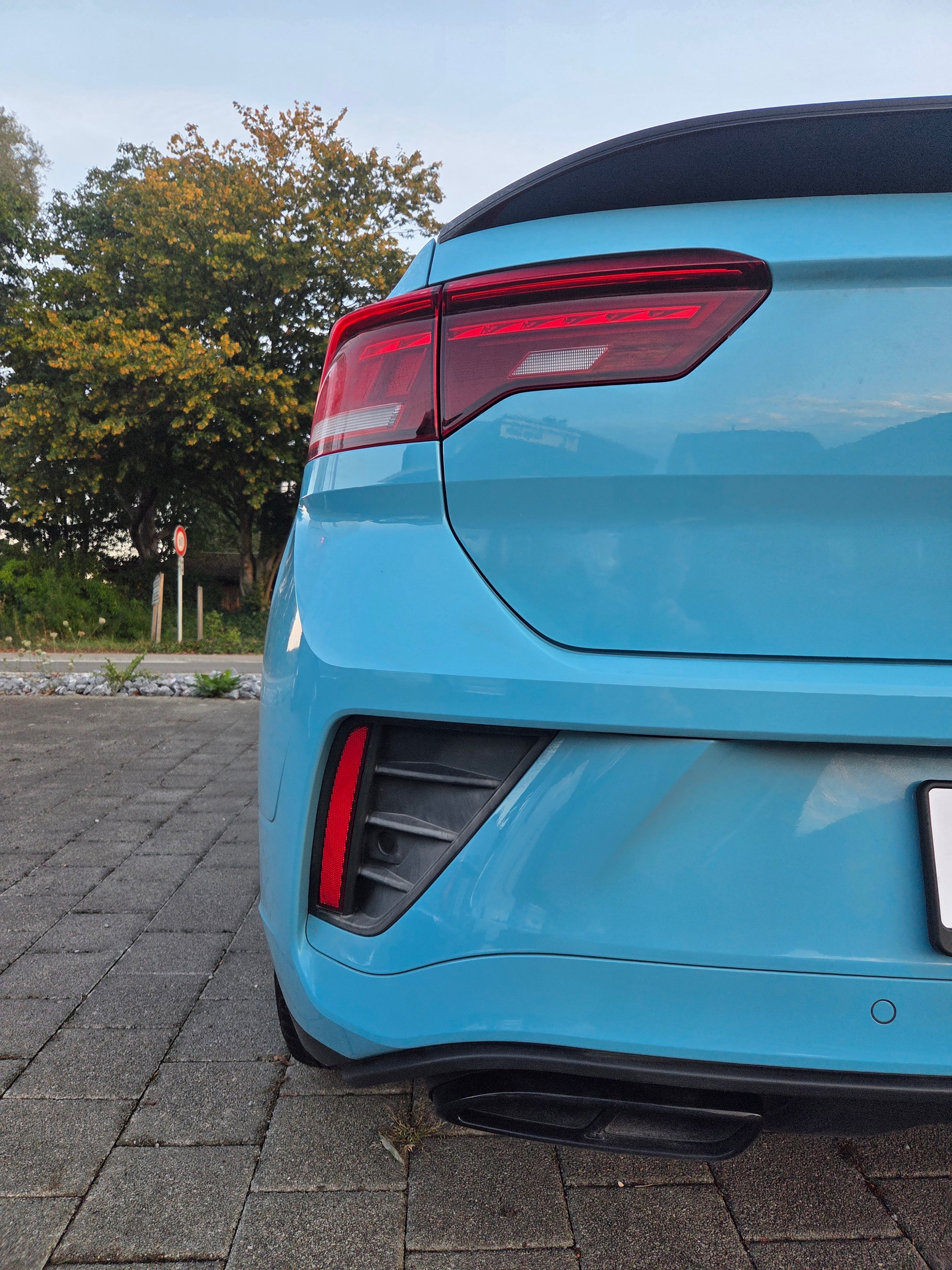 VW T-Roc Cabriolet 1.5 TSI EVO R-Line DSG-image-8
