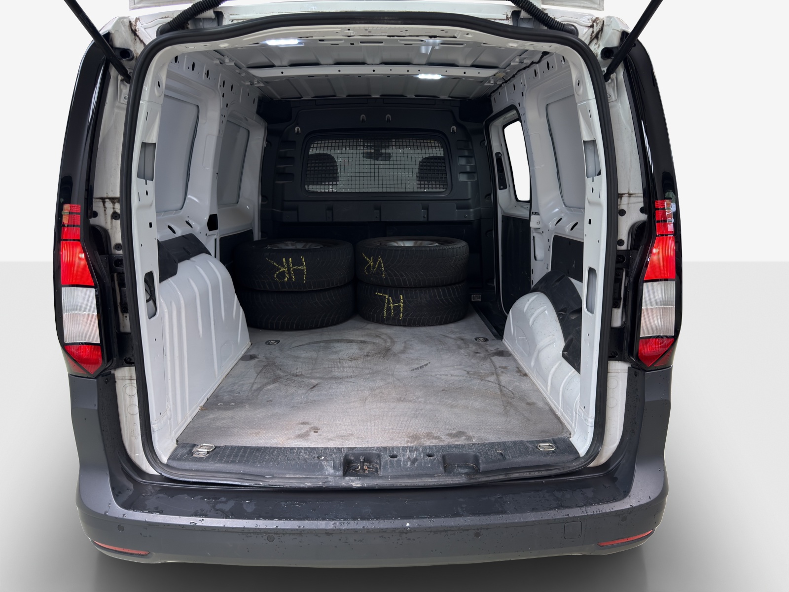 VW Caddy Cargo 2.0TDI Maxi 4Motion-image-12