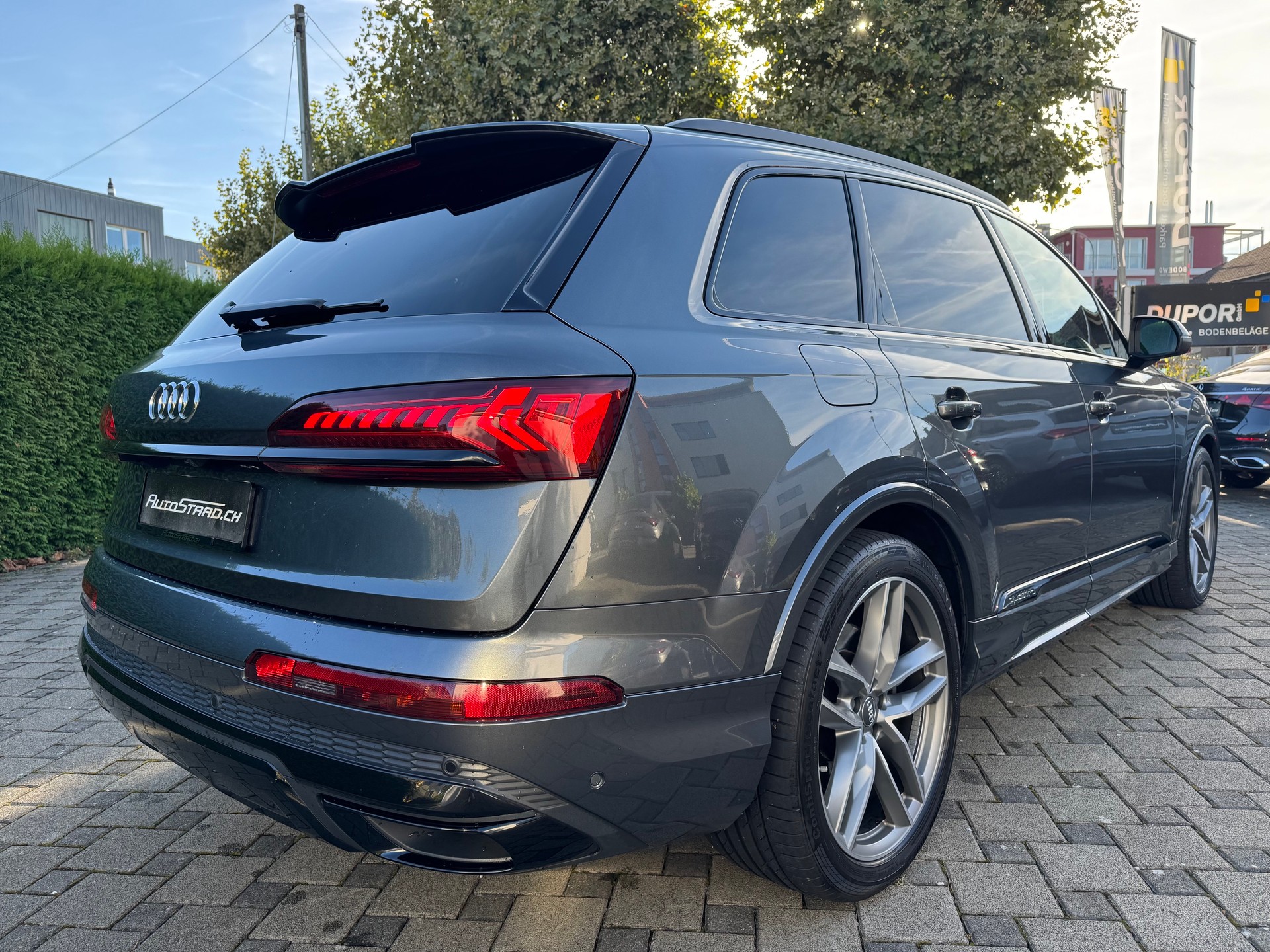 AUDI Q7 50 TDI quattro S Line tiptronic-image-3