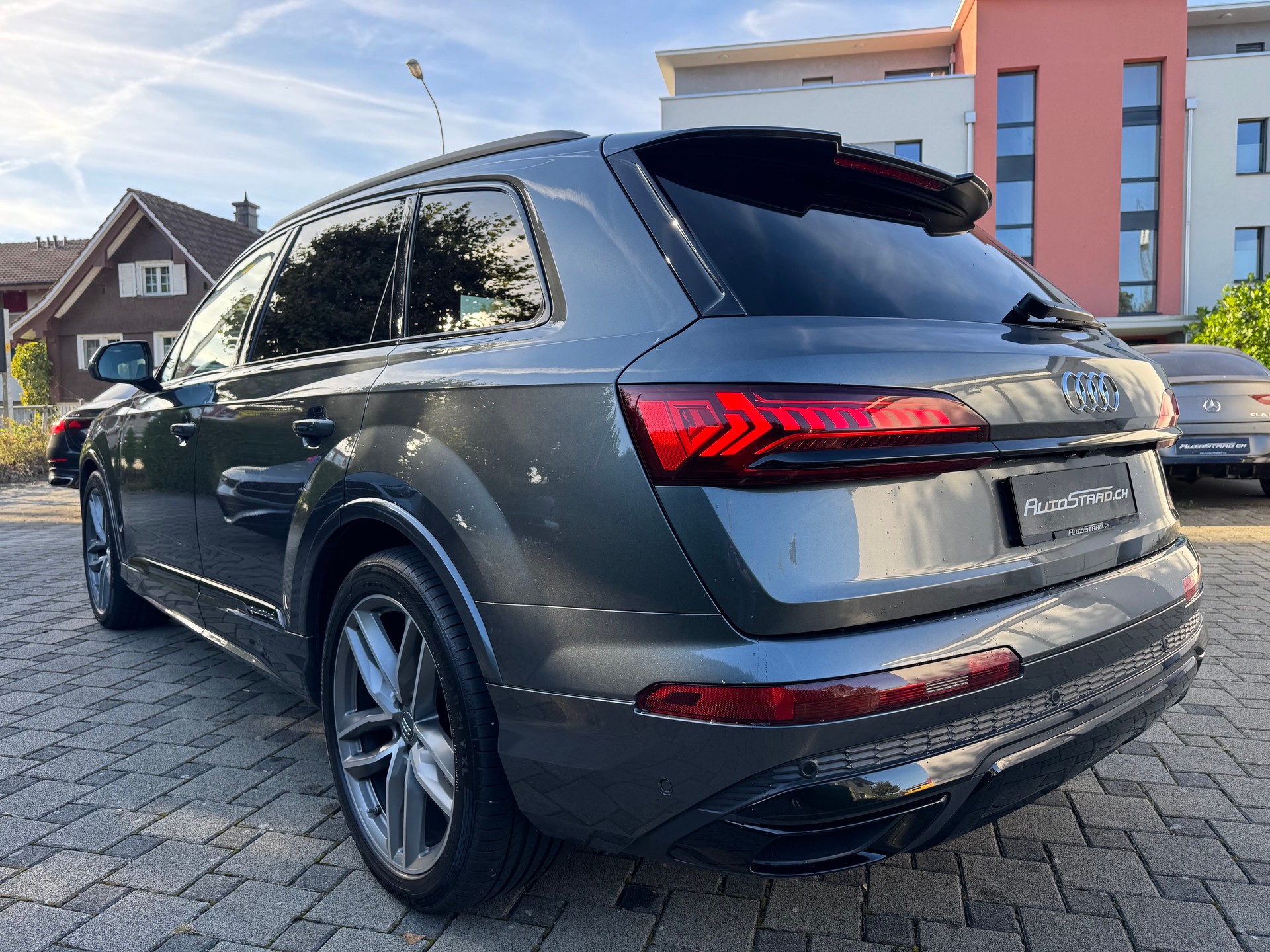 AUDI Q7 50 TDI quattro S Line tiptronic-image-5