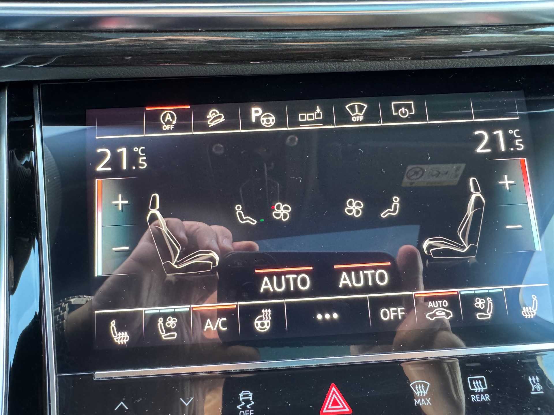 AUDI Q7 50 TDI quattro S Line tiptronic-image-29