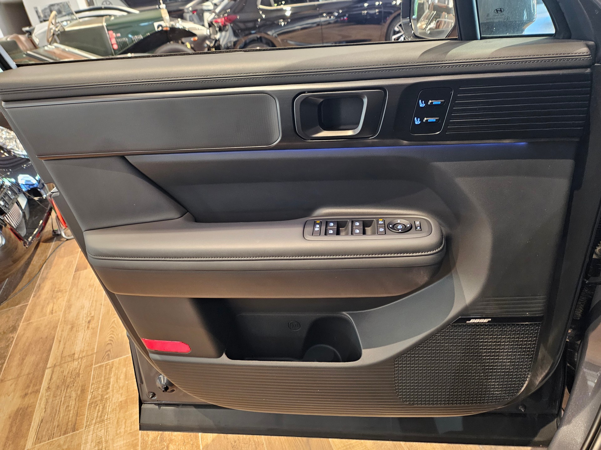 HYUNDAI Santa Fe 1.6 T-GDi PHEV Calligraphy 4WD Automatic 🔥35%NP🔥-image-31