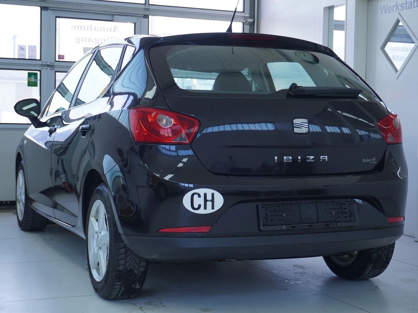SEAT Ibiza SC 1.4 Style-image-1