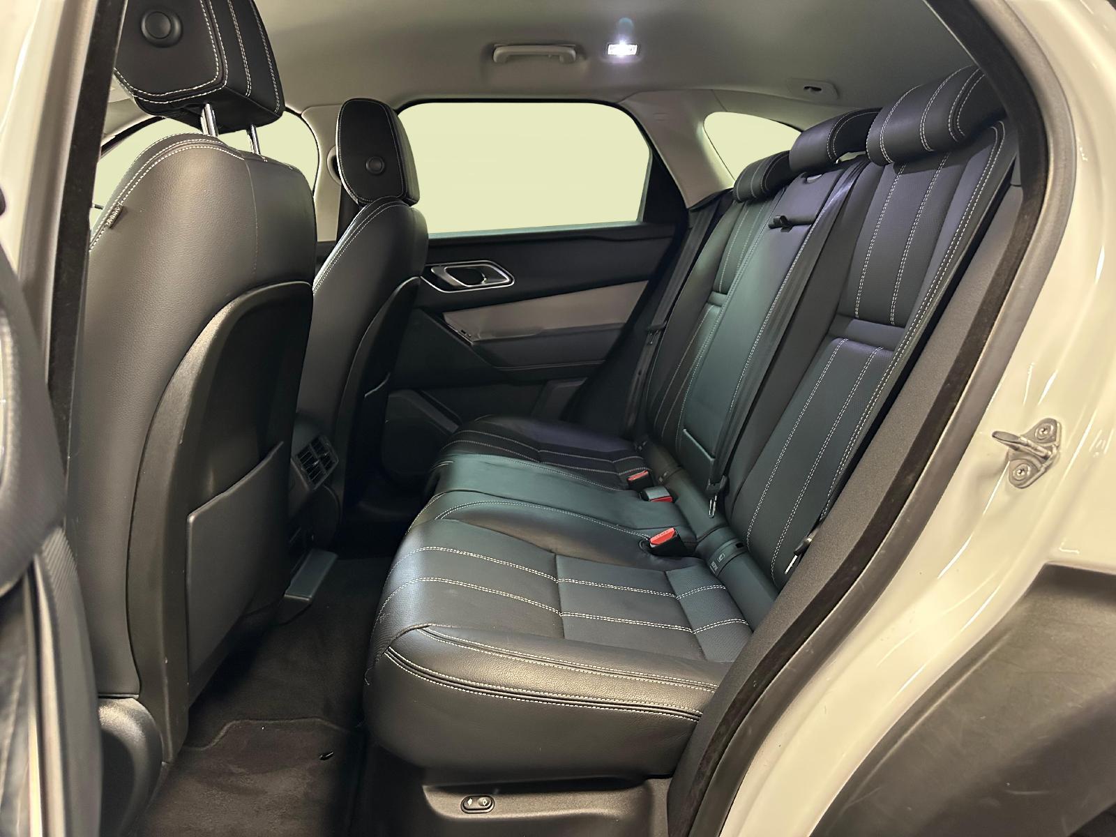 LAND ROVER Range Rover Velar 2.0 D 240 S-image-9