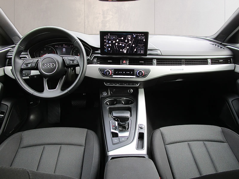 AUDI A4 Avant 40 TDI quattro S-tronic-image-2