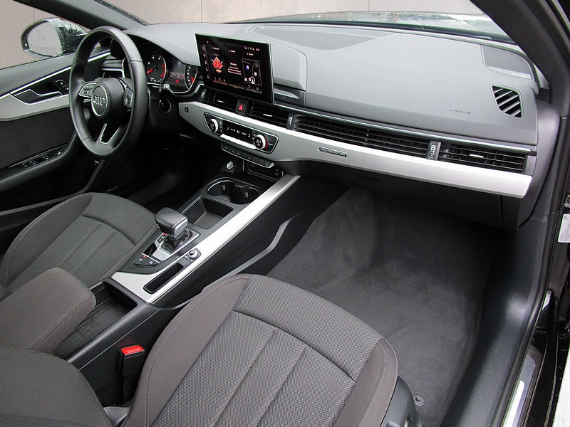 AUDI A4 Avant 40 TDI quattro S-tronic-image-13