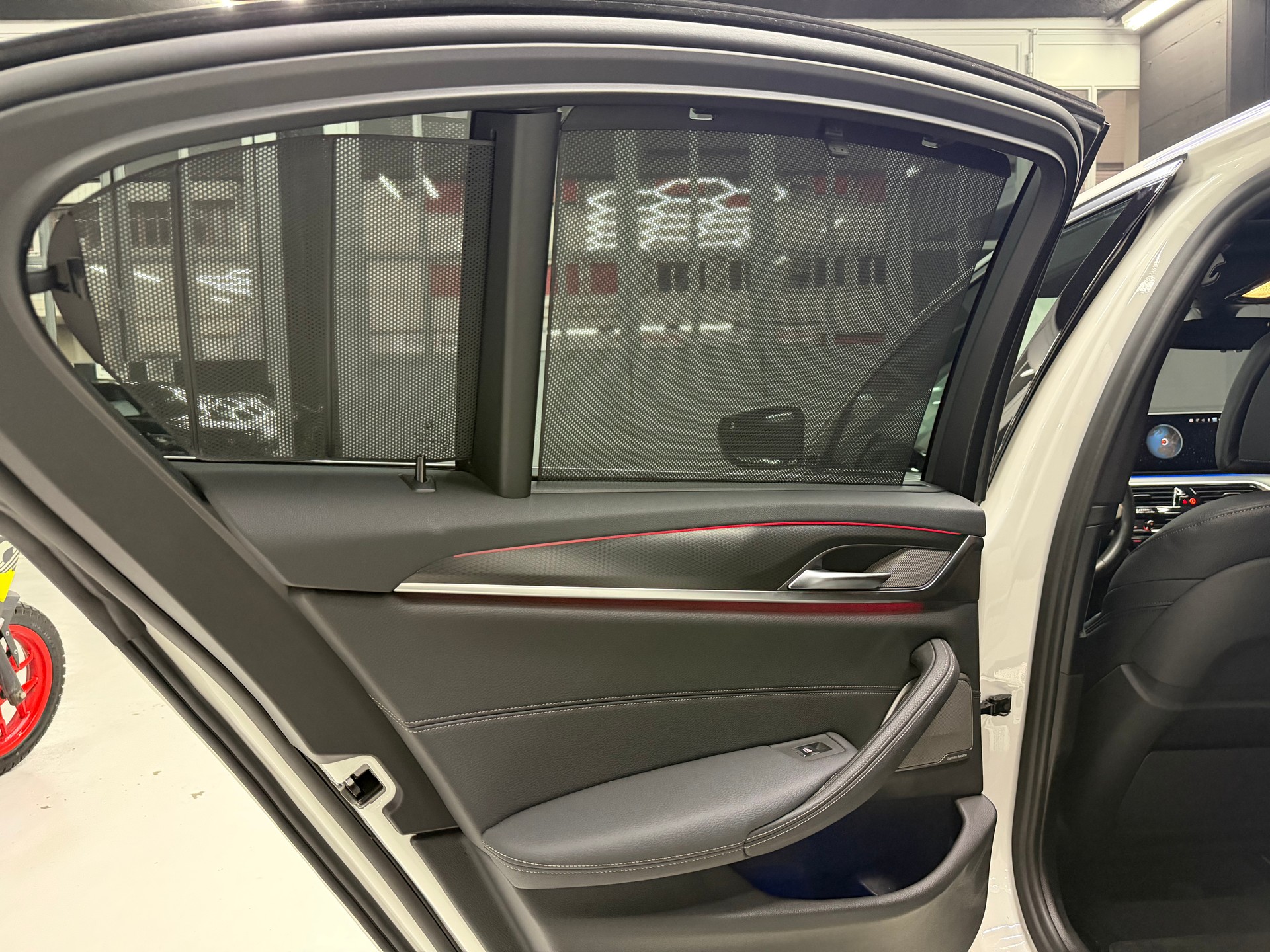 BMW 530-image-14