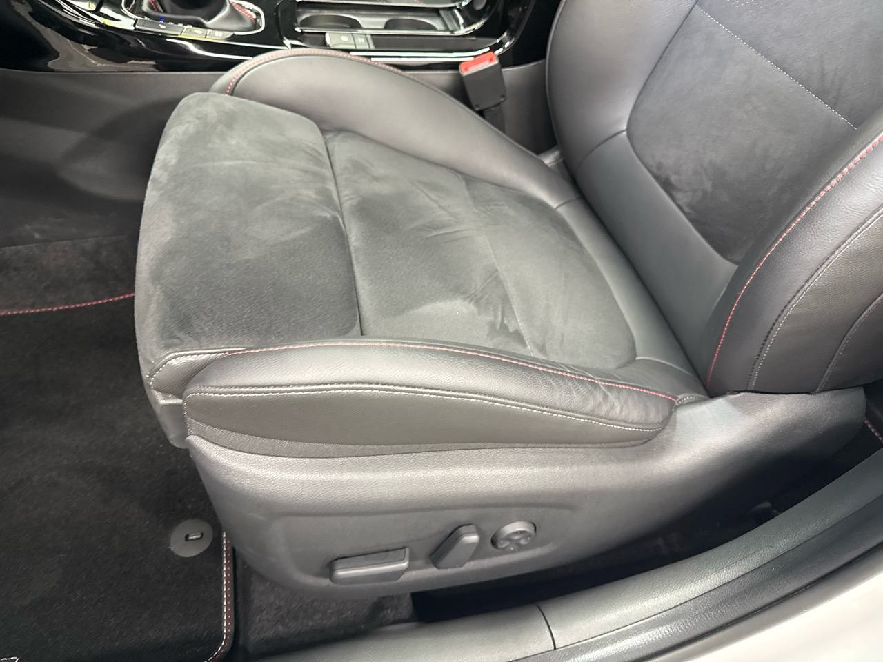 HYUNDAI i30 1.5 T-GDi N Line 48V MH DCT-image-4