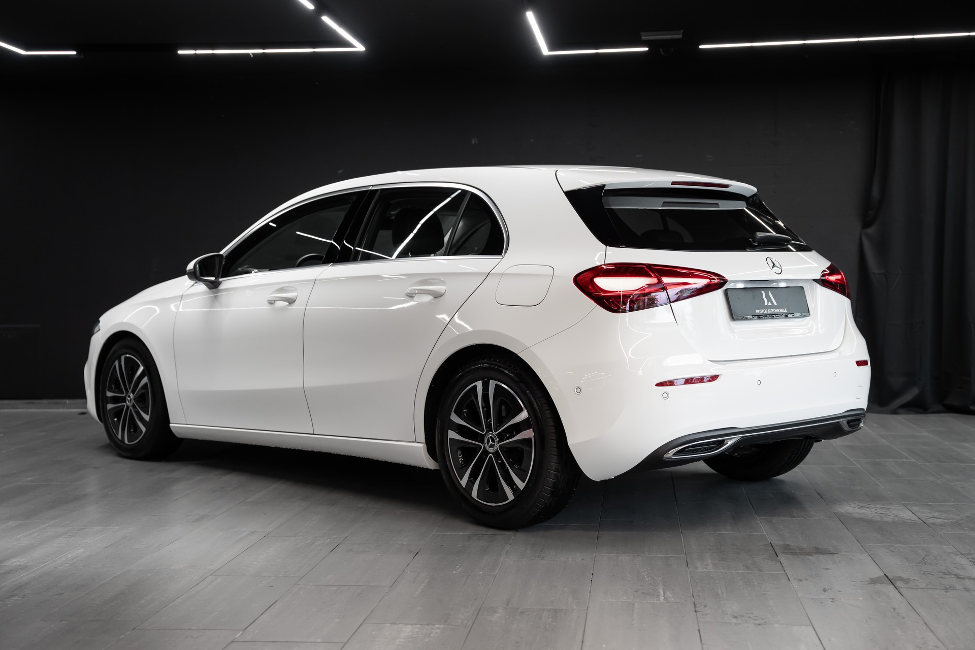 MERCEDES-BENZ A 200 d 8G-DCT-image-6