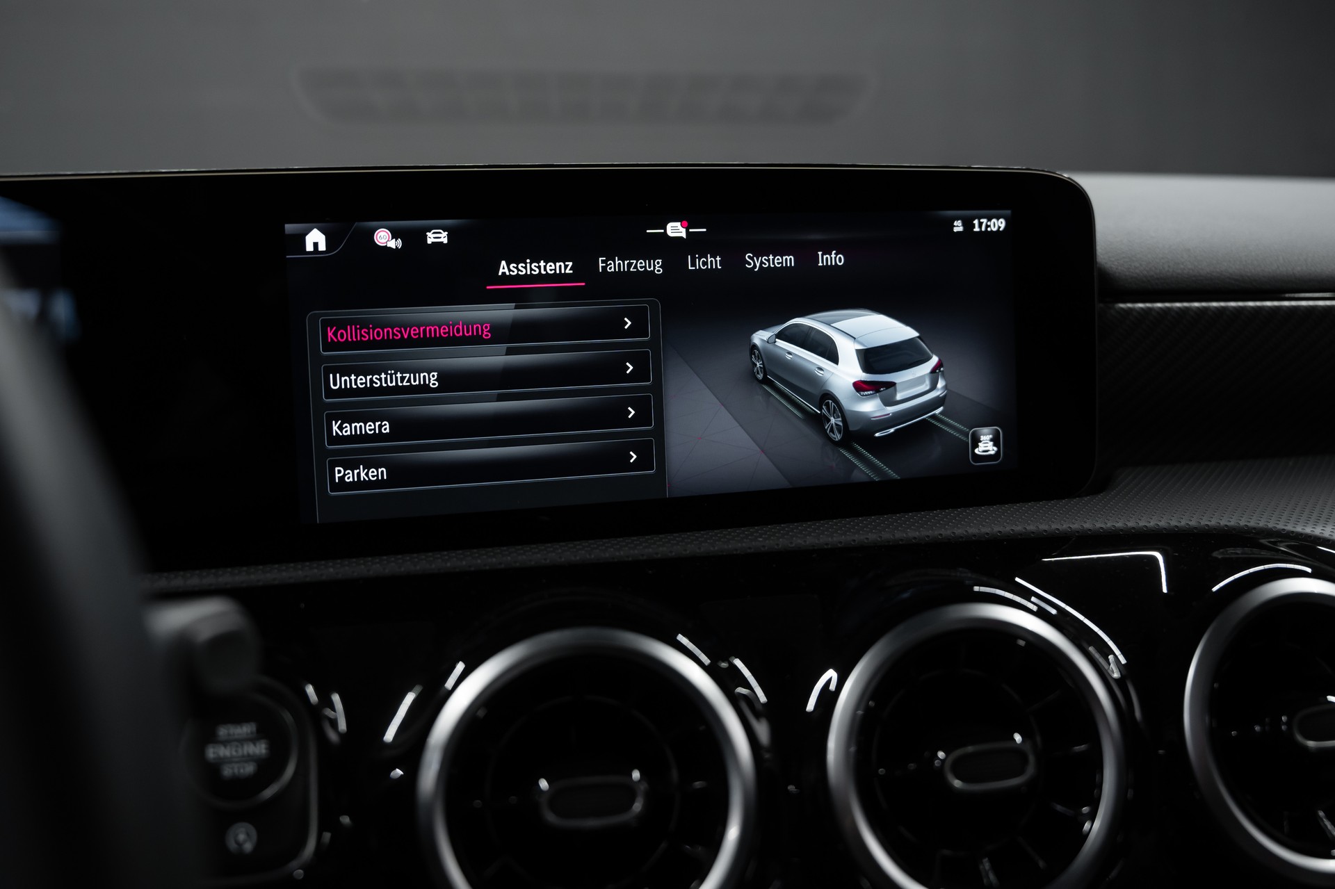 MERCEDES-BENZ A 200 d 8G-DCT-image-11