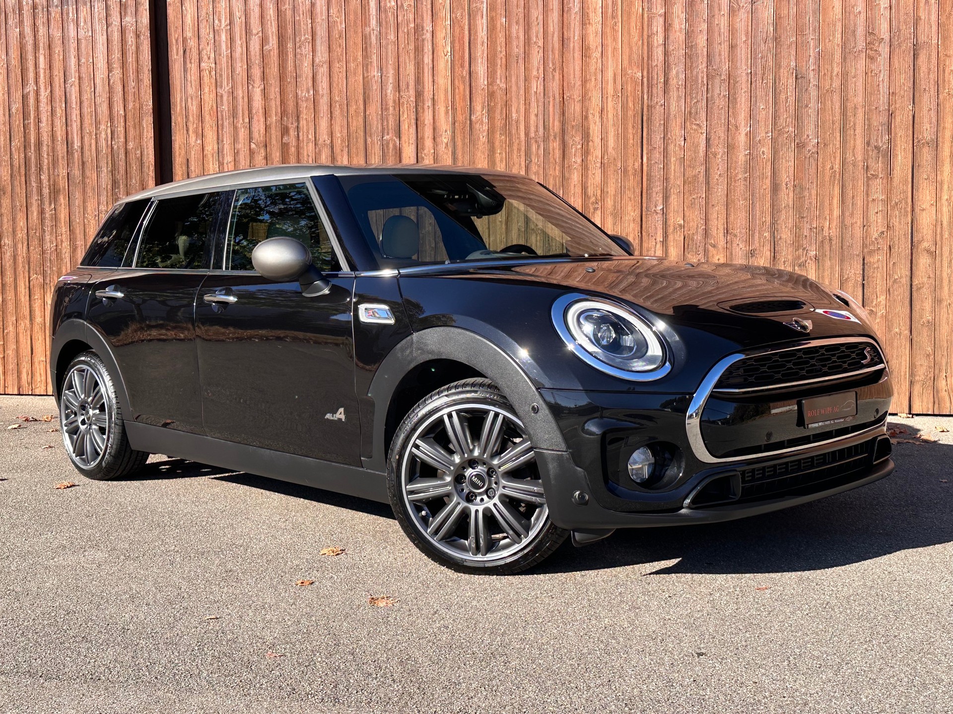 MINI Clubman Cooper S ALL4 Steptronic-image-1