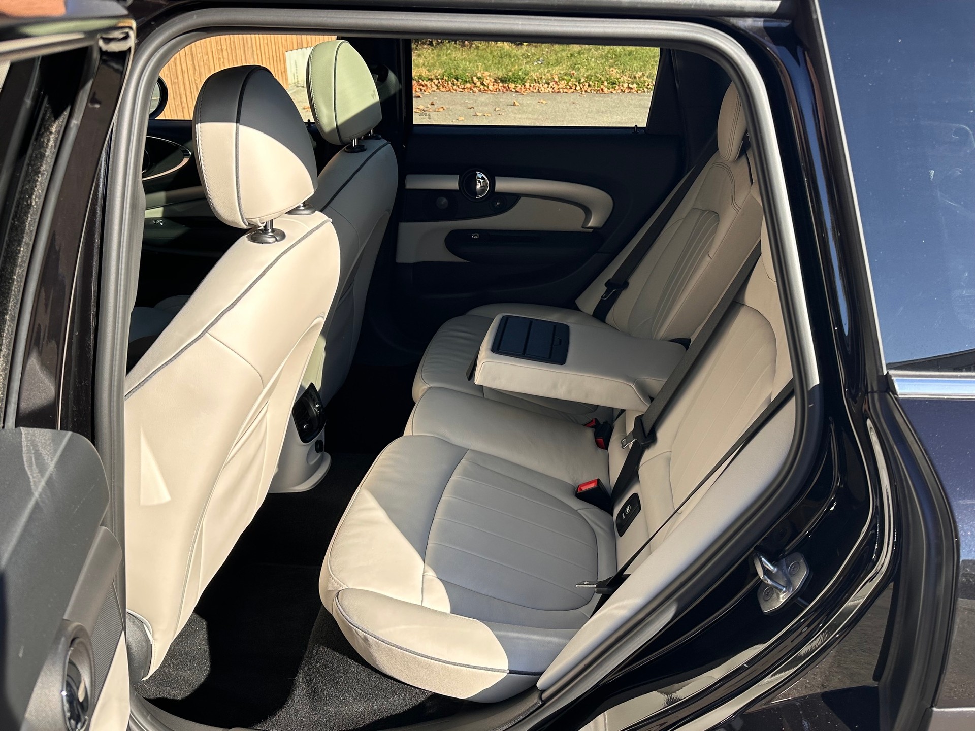 MINI Clubman Cooper S ALL4 Steptronic-image-11