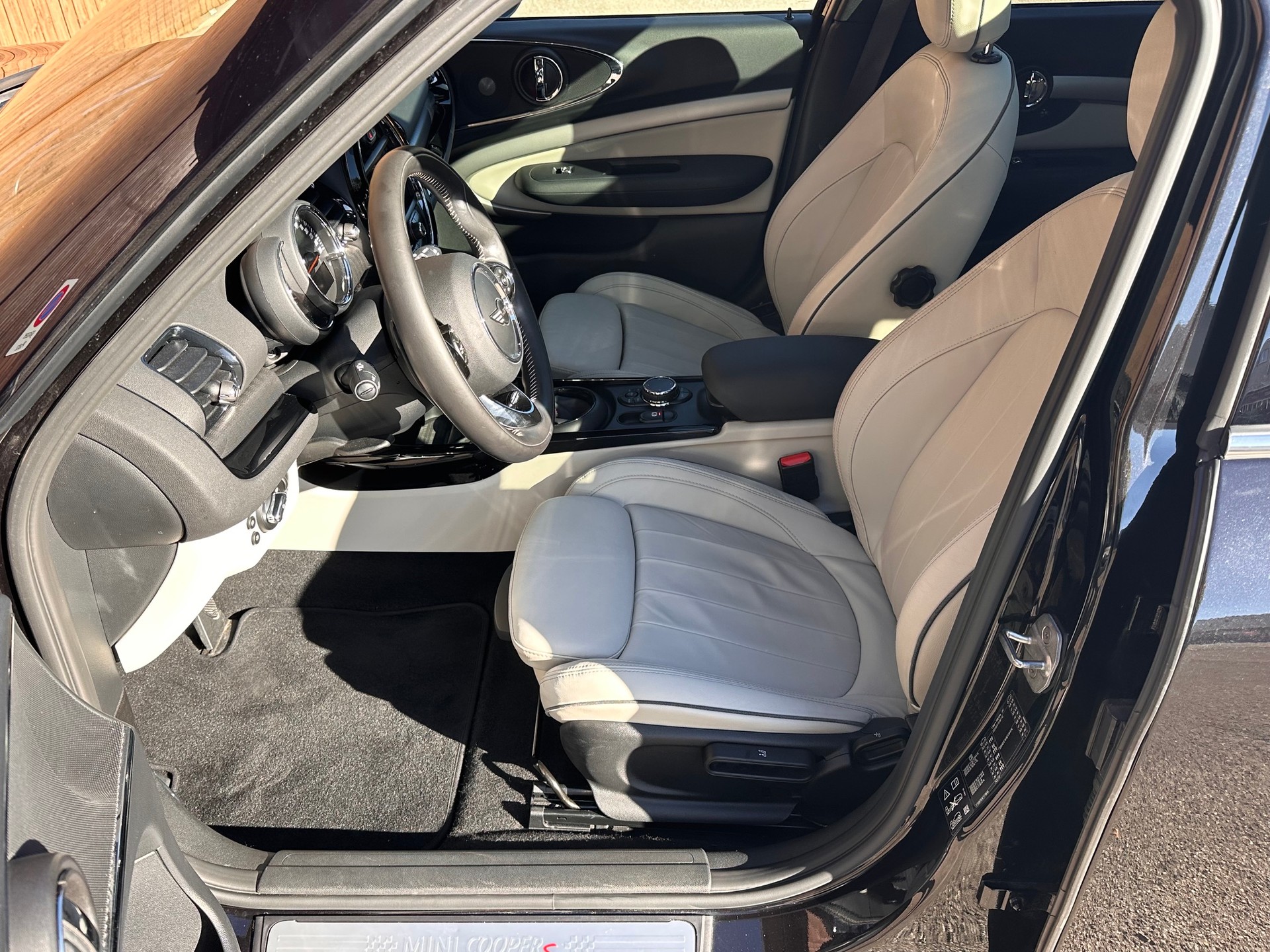 MINI Clubman Cooper S ALL4 Steptronic-image-6