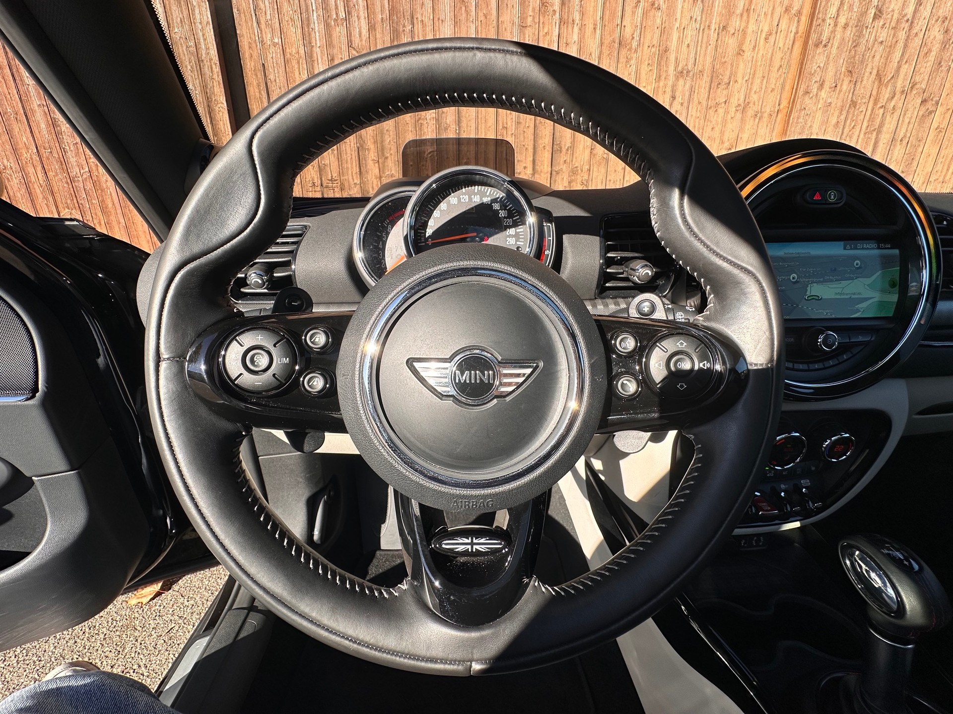 MINI Clubman Cooper S ALL4 Steptronic-image-9