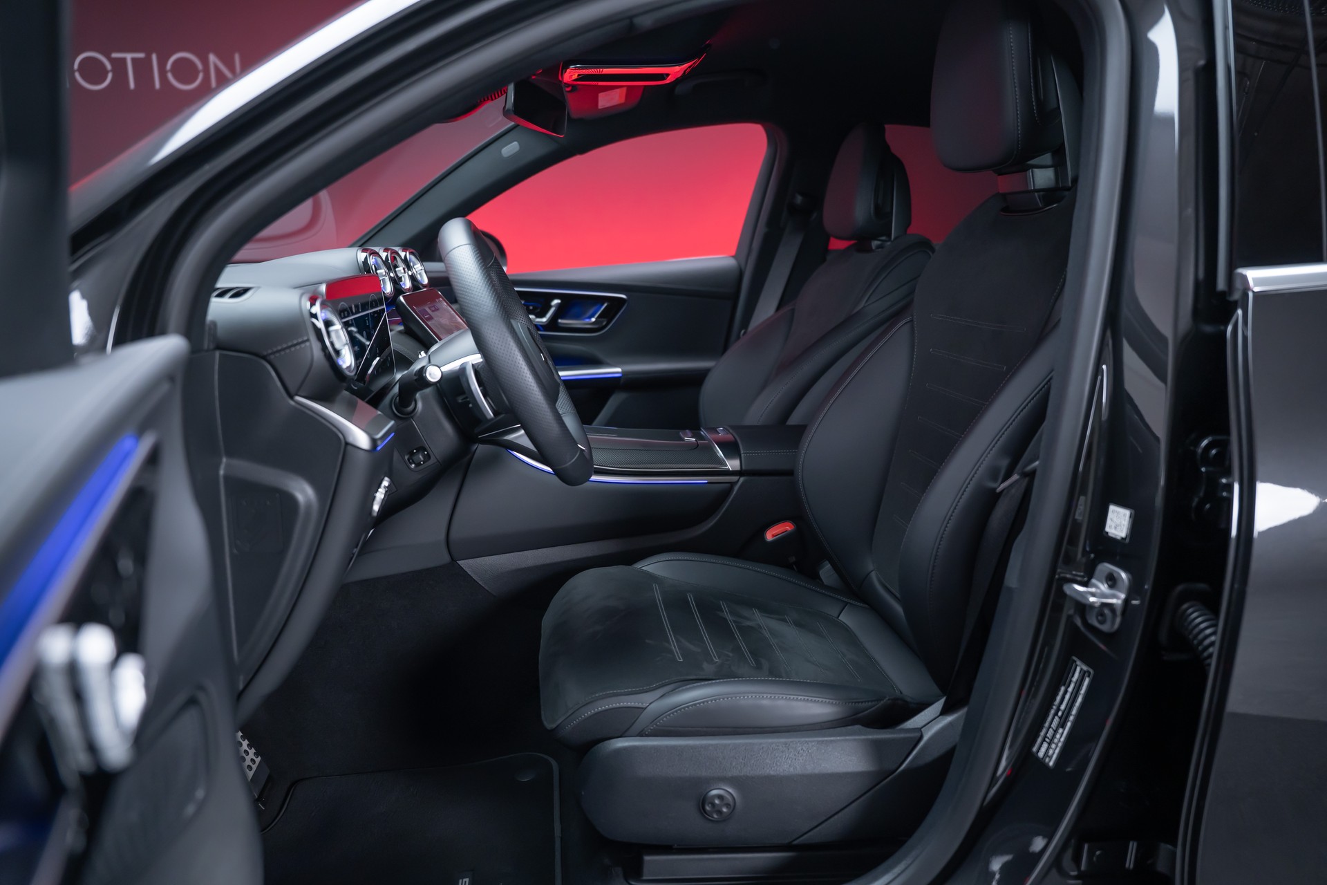 MERCEDES-BENZ GLC 300 d AMG Line 4matic Coupé / 360°Kamera / el.Sitze / el.Heckklappe-image-11