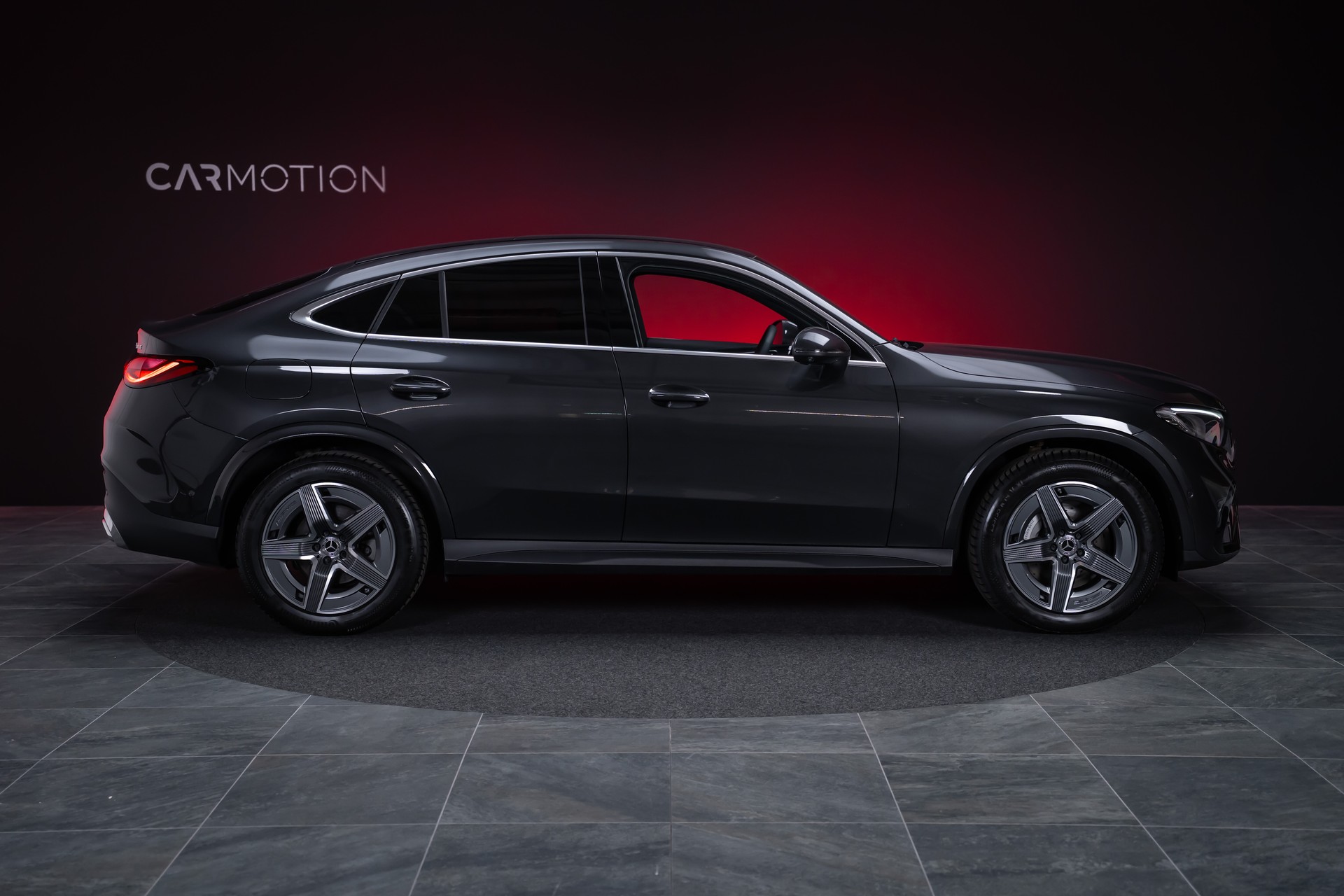 MERCEDES-BENZ GLC 300 d AMG Line 4matic Coupé / 360°Kamera / el.Sitze / el.Heckklappe-showroom-element-3