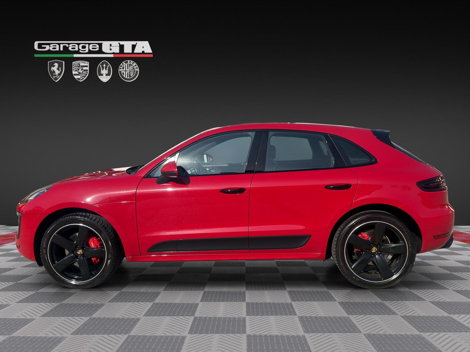 PORSCHE Macan GTS PDK-showroom-element-1