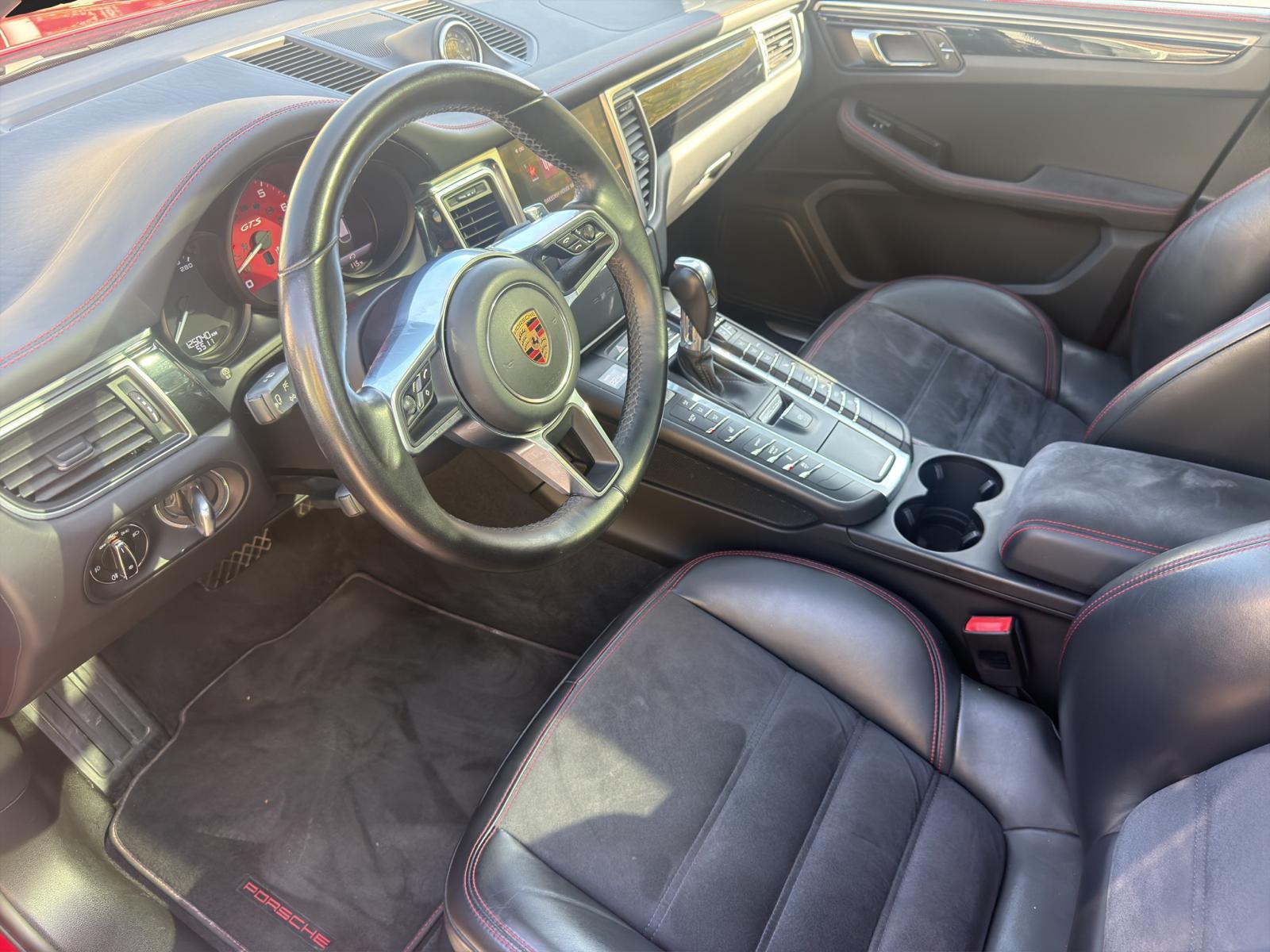 PORSCHE Macan GTS PDK-image-11