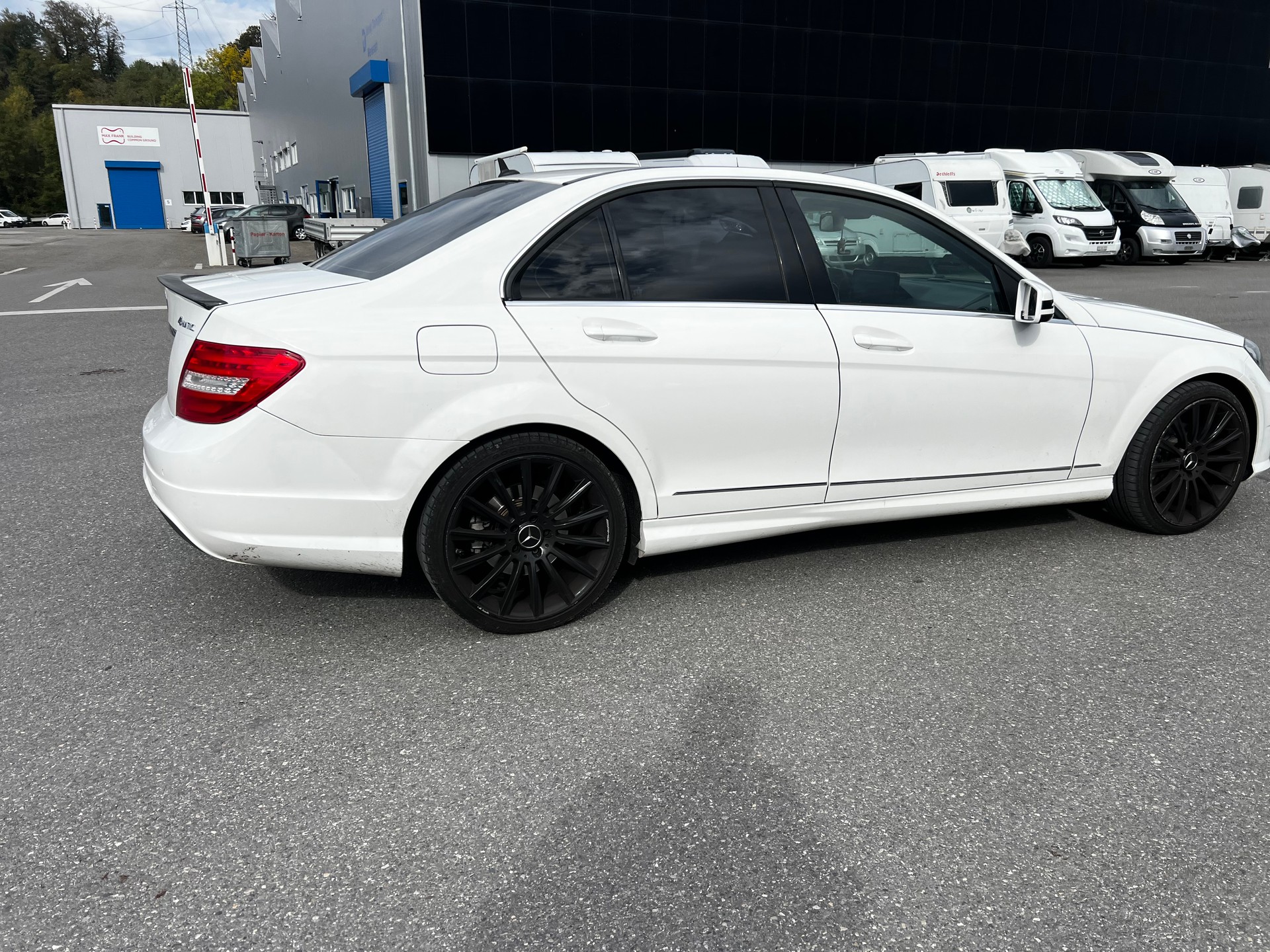 MERCEDES-BENZ C 250 CDI Elégance 4Matic 7G-Tronic-image-3