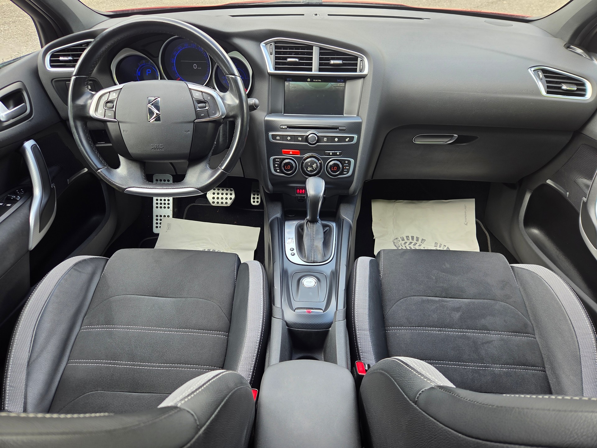 DS AUTOMOBILES DS 4 Crossback 2.0 BlueHDi Sport Chic Automatic-image-12