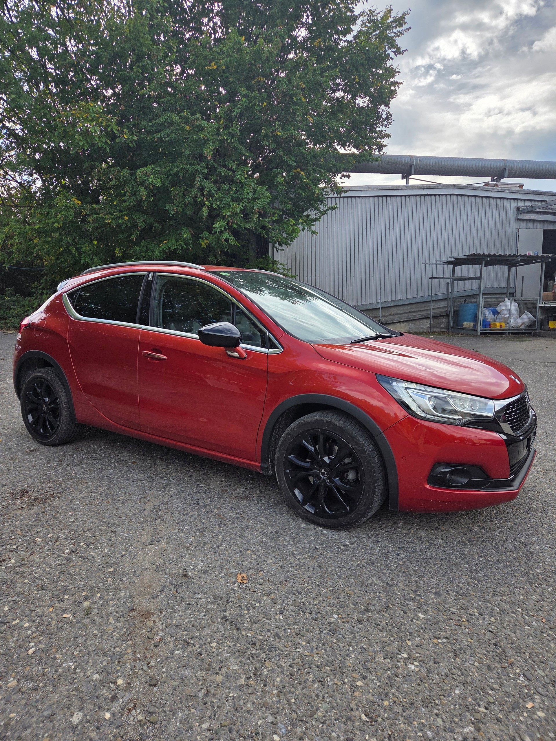 DS AUTOMOBILES DS 4 Crossback 2.0 BlueHDi Sport Chic Automatic-image-1