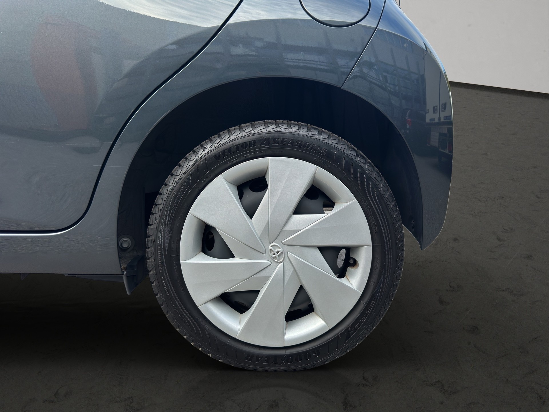 TOYOTA Aygo 1.0 VVT-i x-play MultiMode-image-15