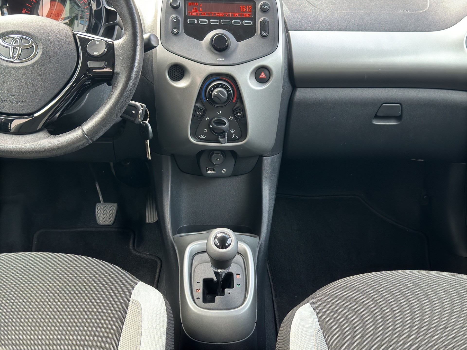 TOYOTA Aygo 1.0 VVT-i x-play MultiMode-image-8
