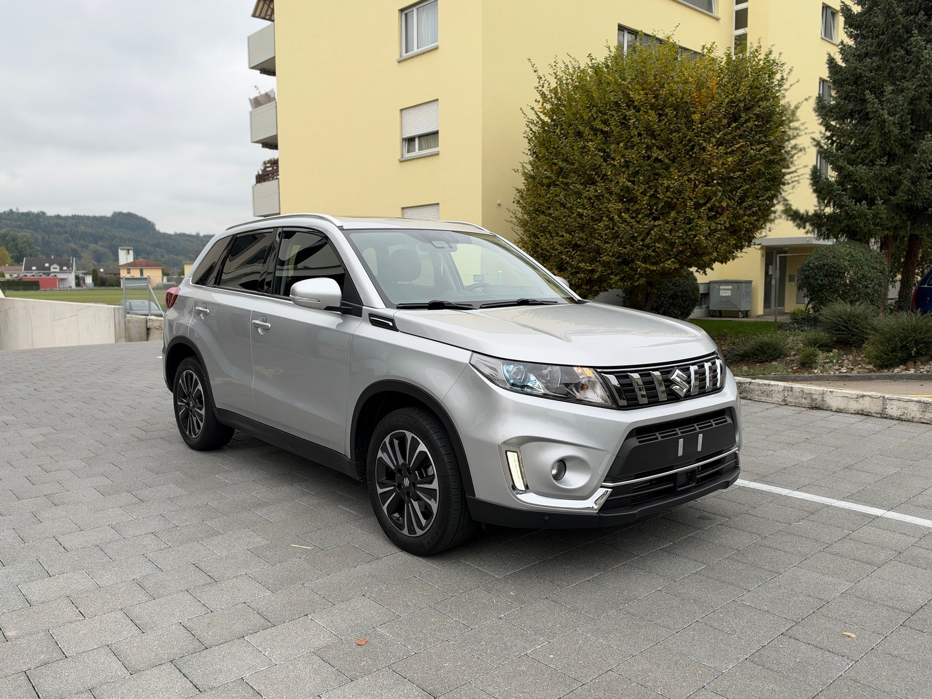 SUZUKI Vitara 1.4 Boosterjet Compact Top Automatic-image-7