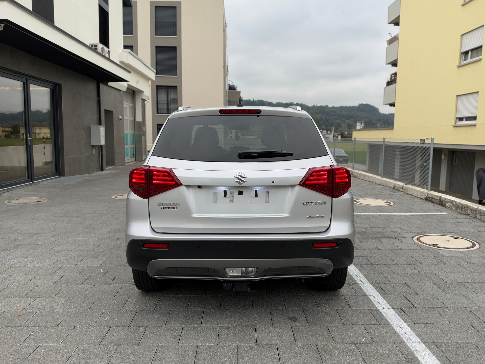 SUZUKI Vitara 1.4 Boosterjet Compact Top Automatic-image-3