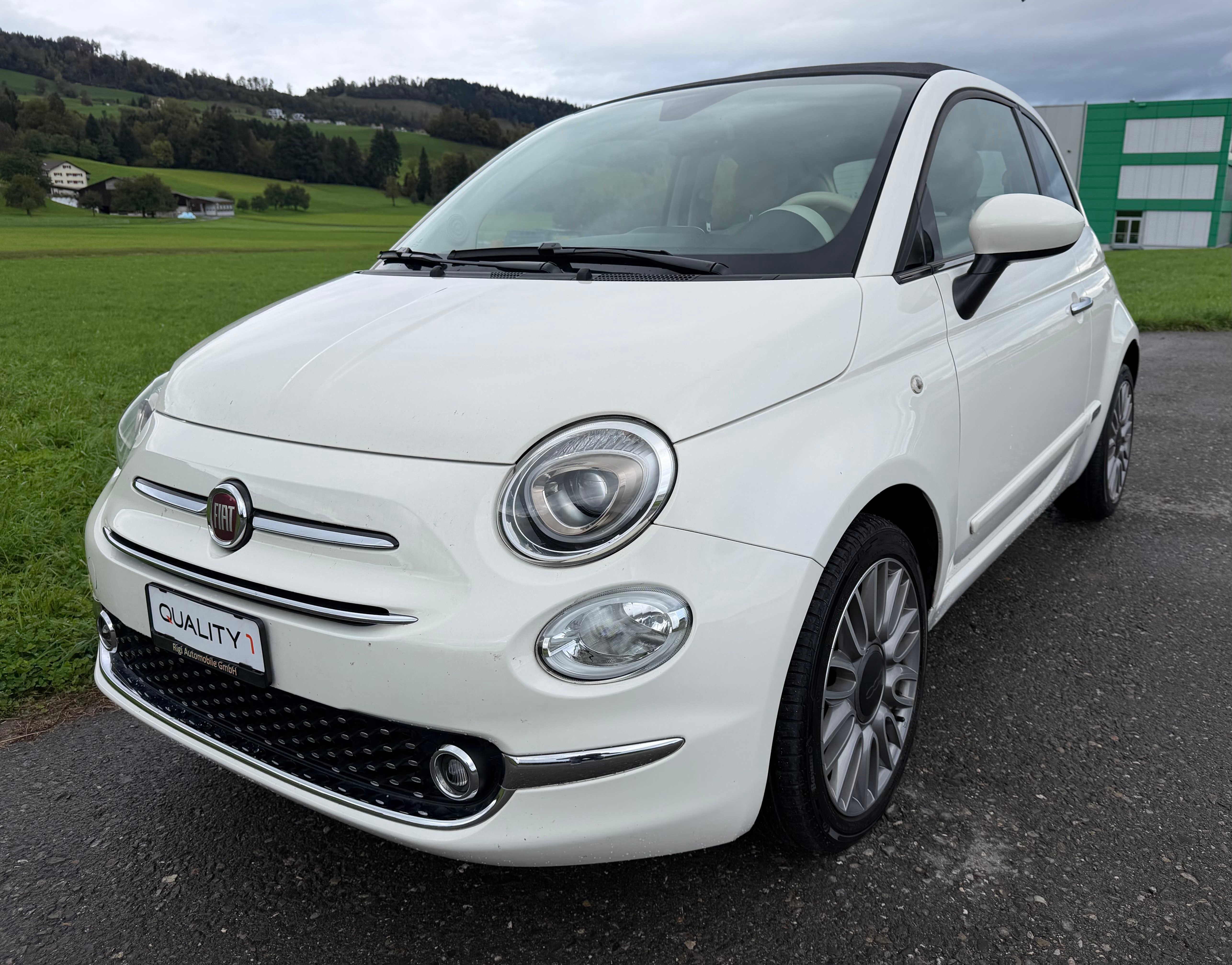 Car photo