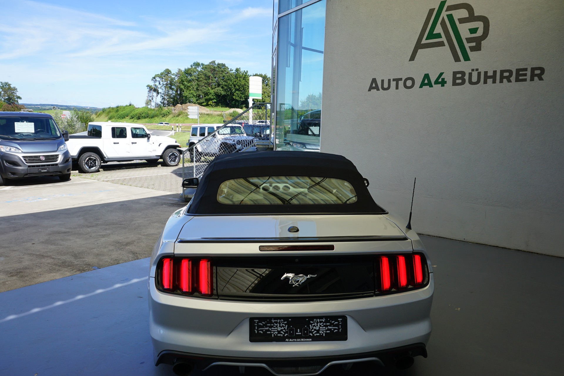 FORD Mustang Conv 2.3-image-11