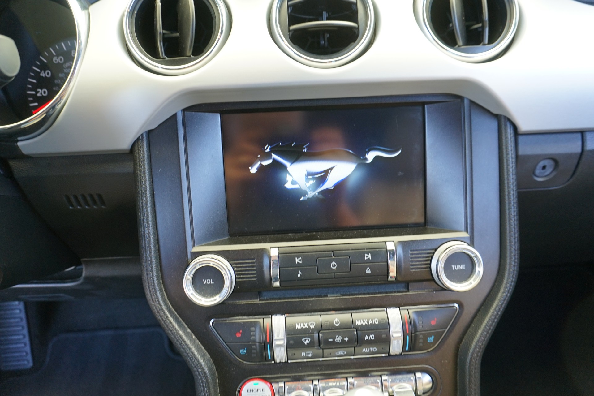 FORD Mustang Conv 2.3-image-23