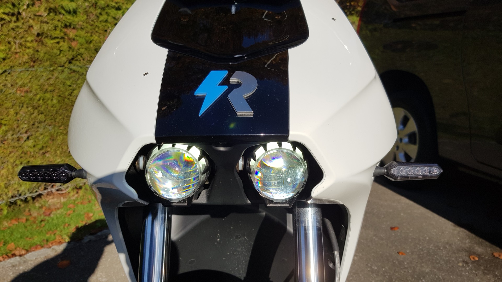 RAY Ray 7.7 1.8 KW Charger-image-11