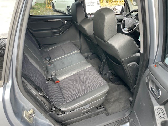 OPEL Meriva 1.6i 16V Turbo OPC-image-6