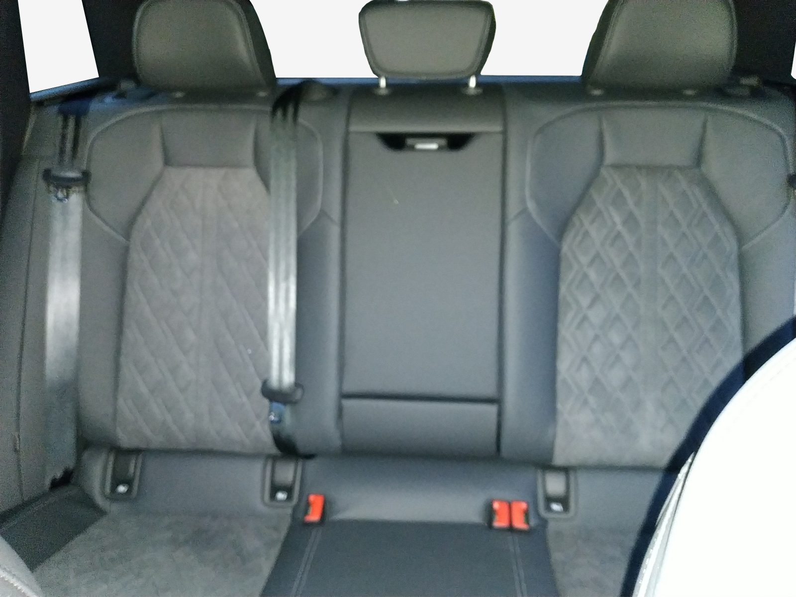 AUDI Q6 e-tron quattro-image-11