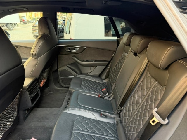 AUDI SQ8 50 TDI quattro tiptronic-image-6