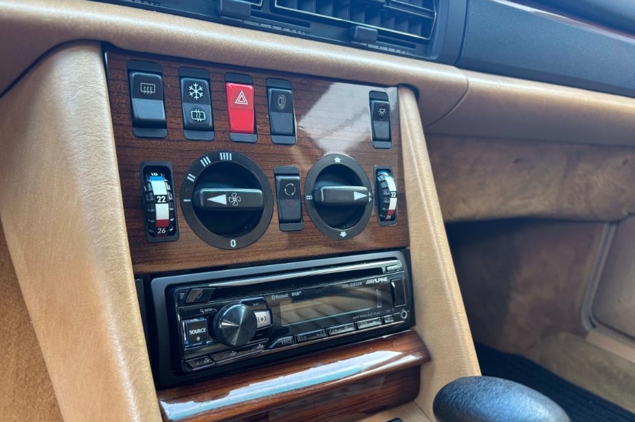 MERCEDES-BENZ 500 SE-image-19