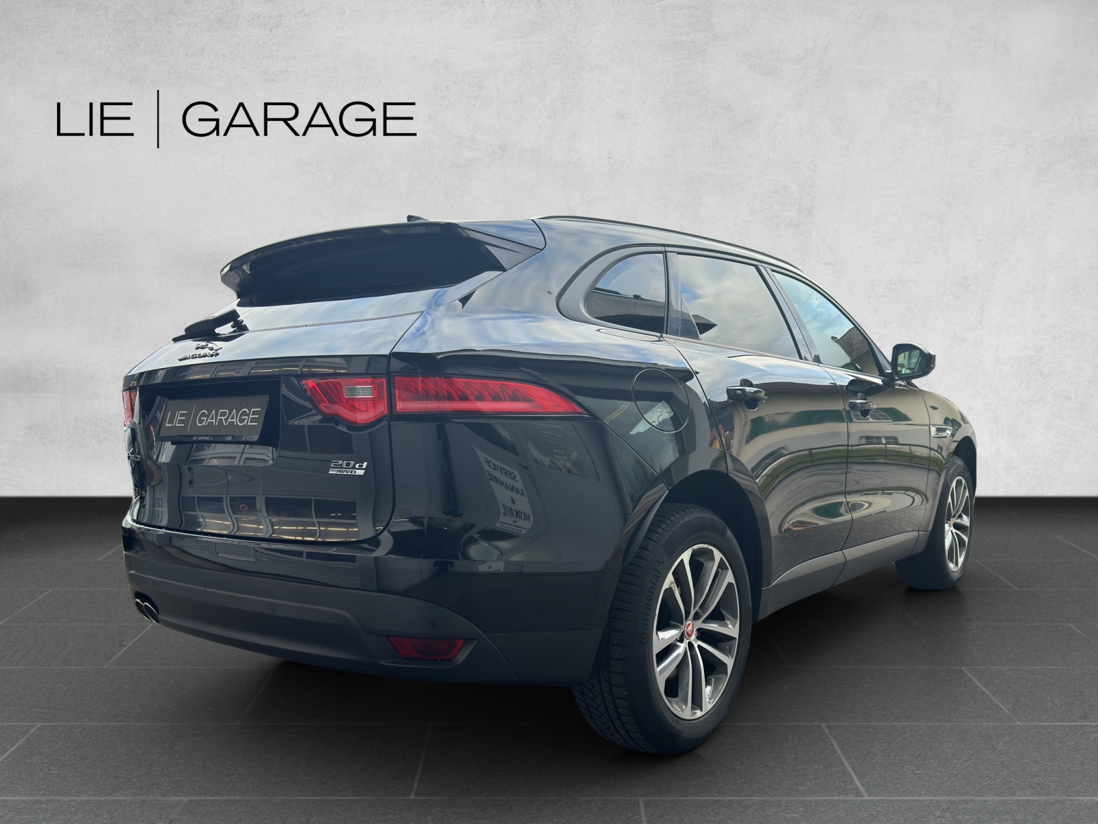JAGUAR F-Pace 2.0d Pure AWD Automatik-image-2
