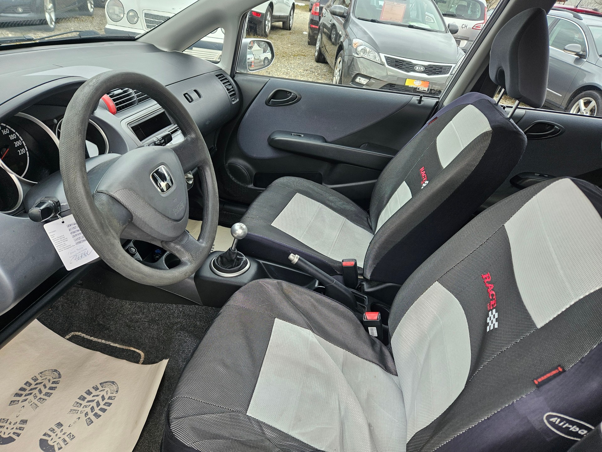 HONDA Jazz 1.4i ES-image-10