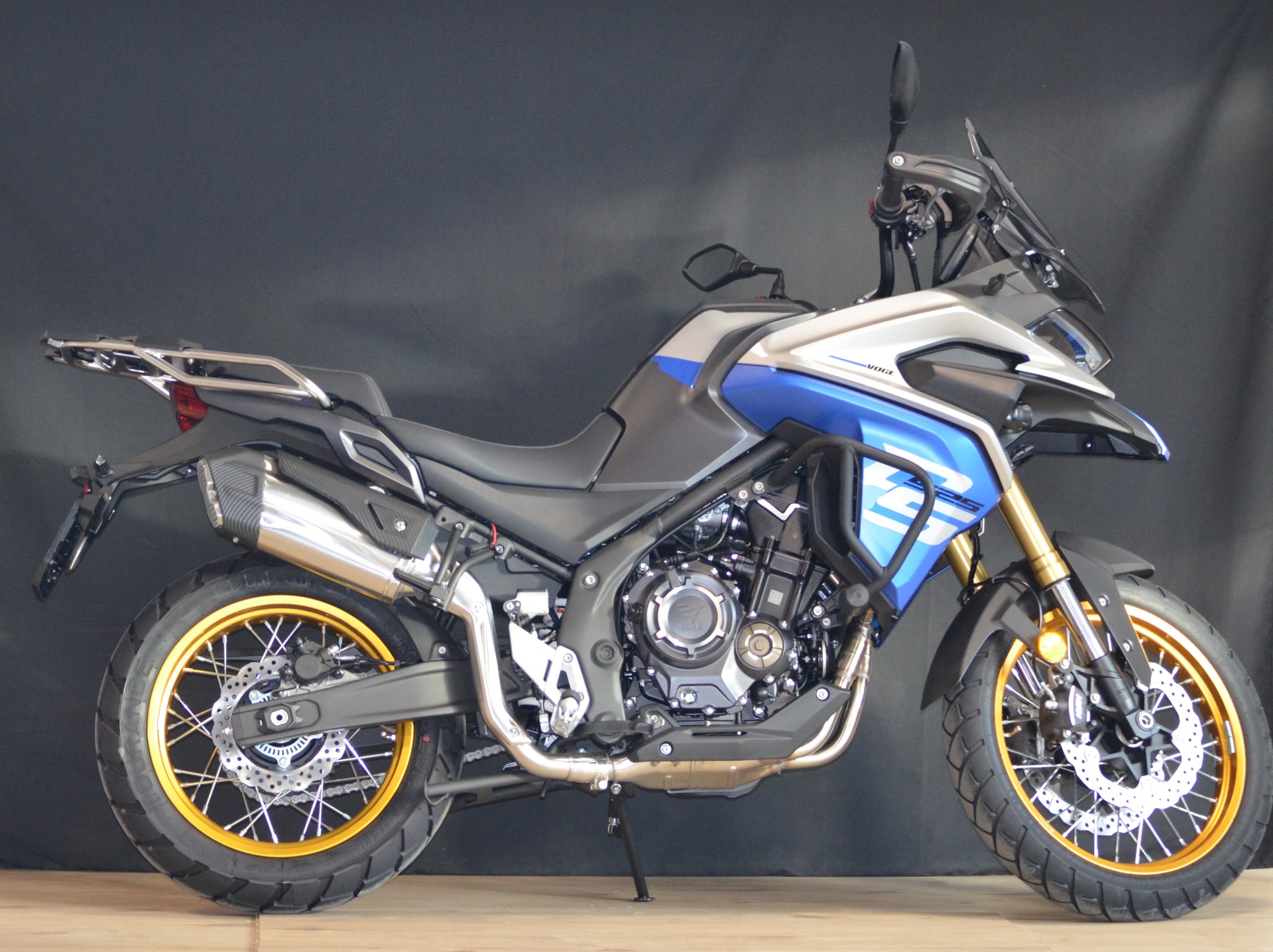 VOGE 525 DSX-showroom-element-2