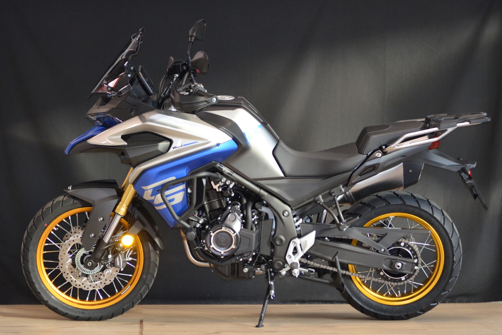 VOGE 525 DSX-showroom-element-3
