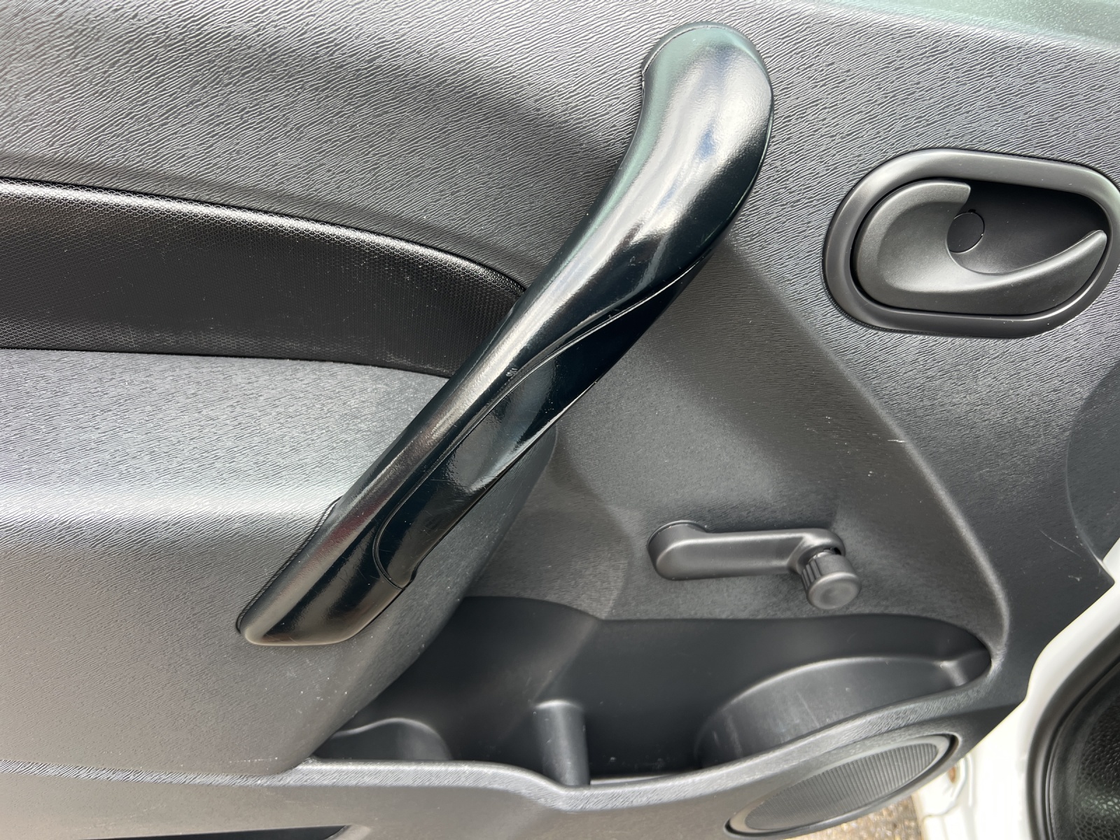 RENAULT Kangoo Medium 1.6 105 Access-image-9