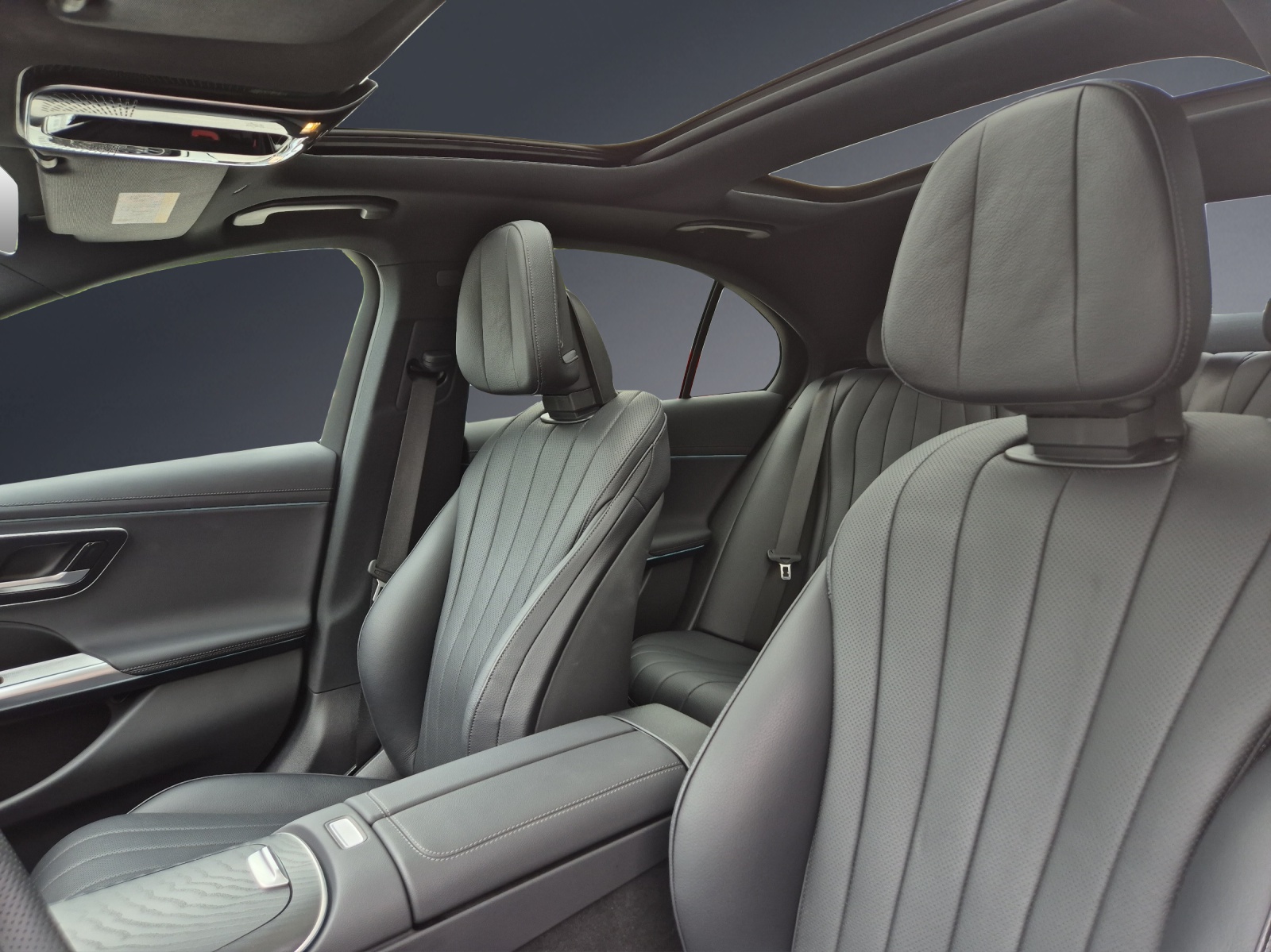 Image MERCEDES-BENZ E-200 E 200 9G-Tronic 4Matic