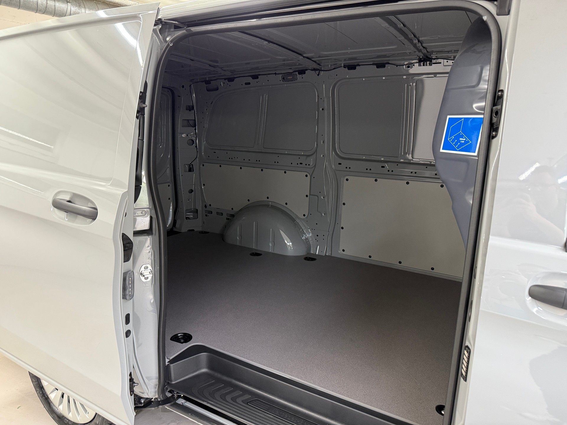 MERCEDES-BENZ Vito 116 CDI 4MATIC KA PRO 3200mm L-image-8