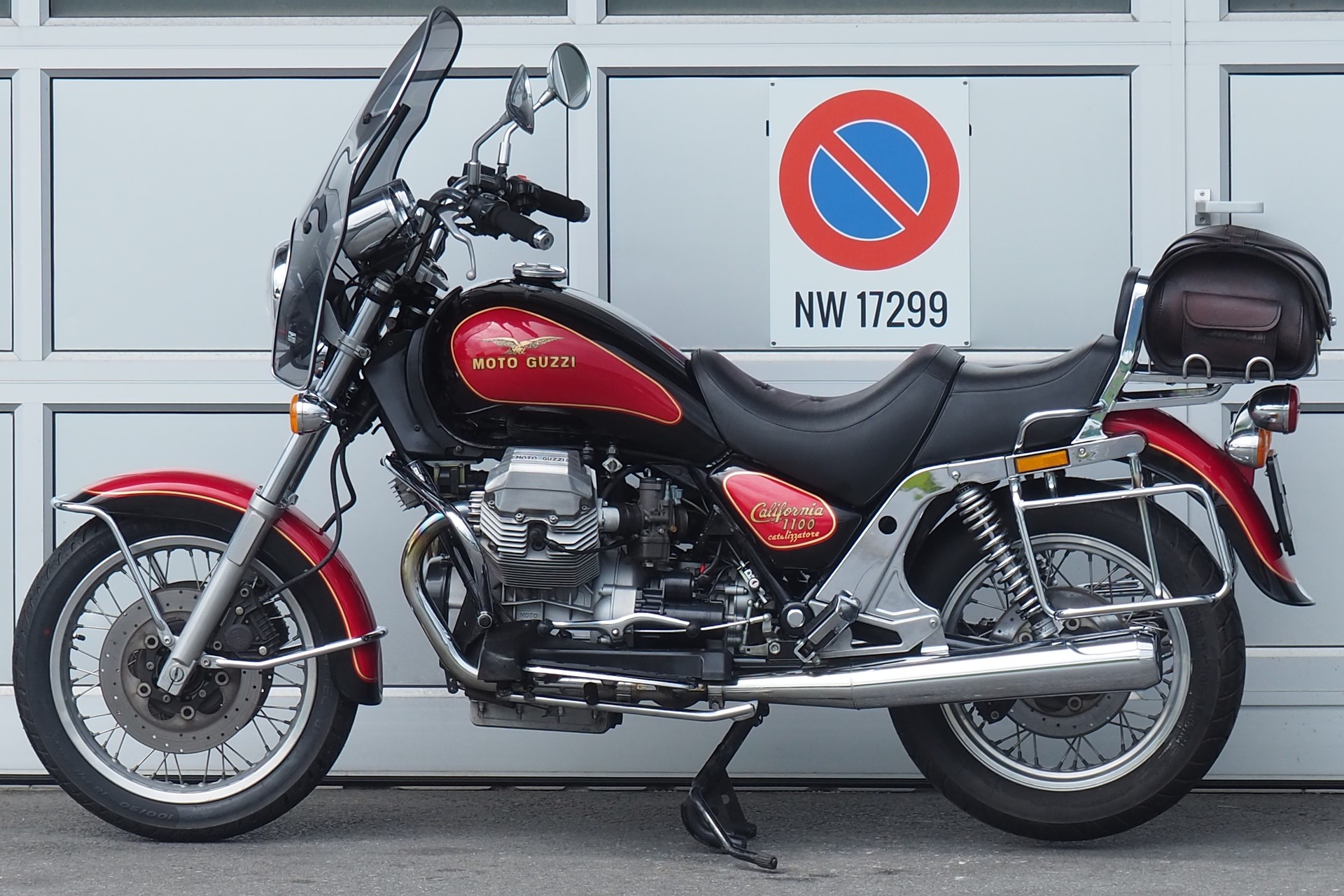 MOTO GUZZI California 1100 C-showroom-element-3