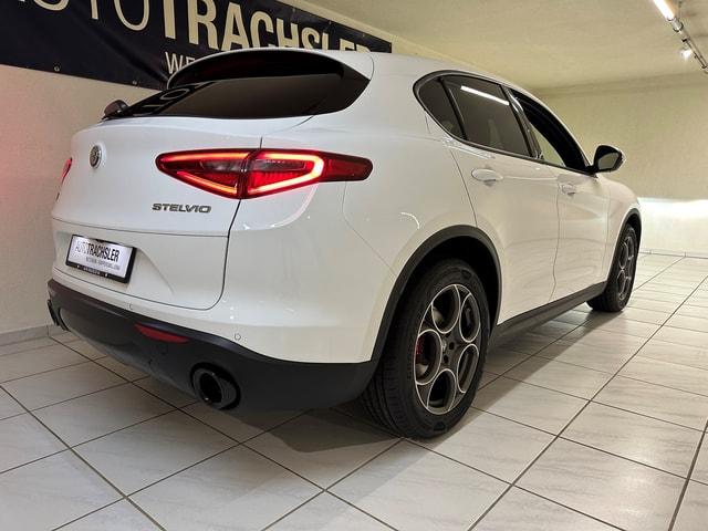 ALFA ROMEO Stelvio 2.2 D Q4 190 Super-image-3