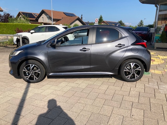 TOYOTA Yaris 1.5 Trend e-CVT-image-7
