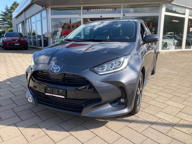 TOYOTA Yaris 1.5 Trend e-CVT-image-1