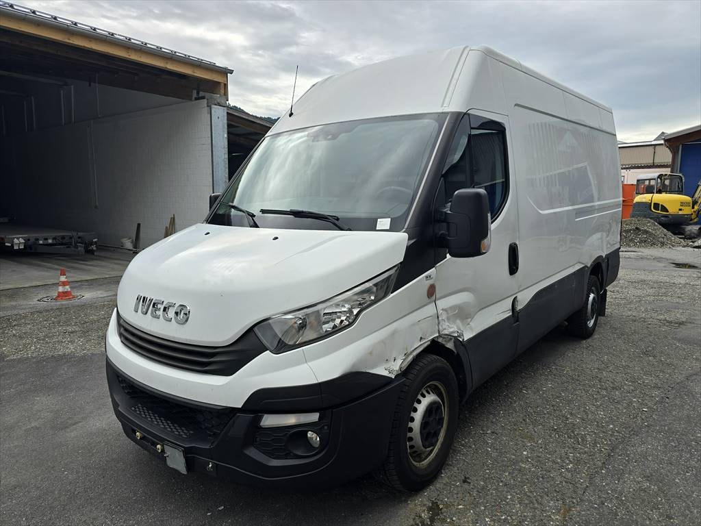 IVECO 35 S 18 V-image-0