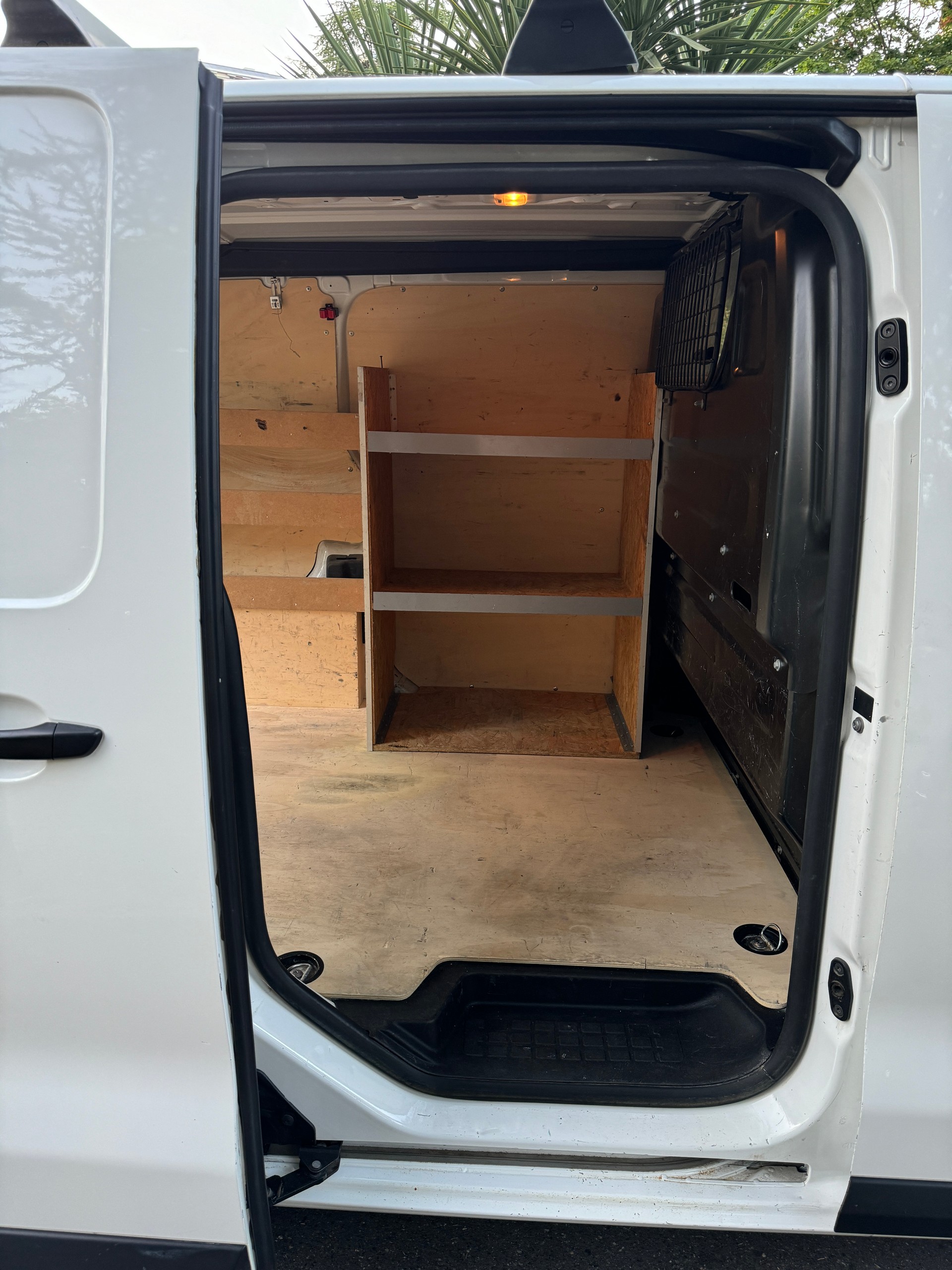 CITROEN Jumpy 1.6 BlueHDi 95 XS Attraction-image-10